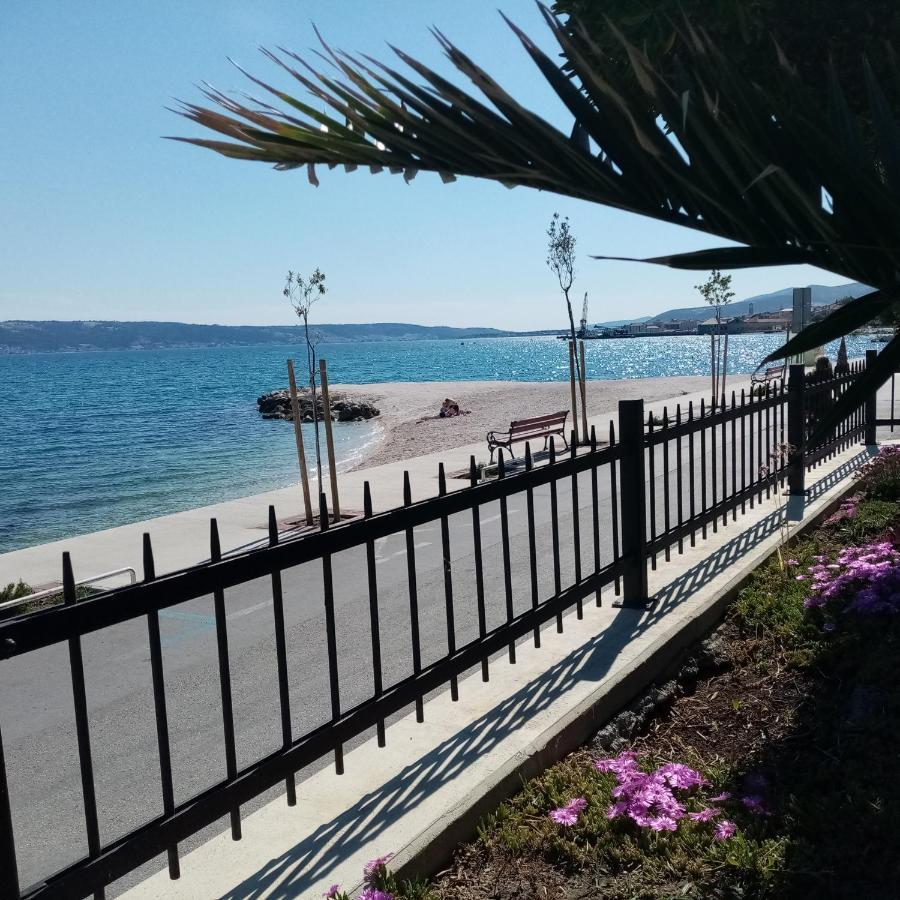 Apartman Figaro Pogled Od Milijun Dolara, 2 Tusa, 2 Wc คาชเตลา ภายนอก รูปภาพ