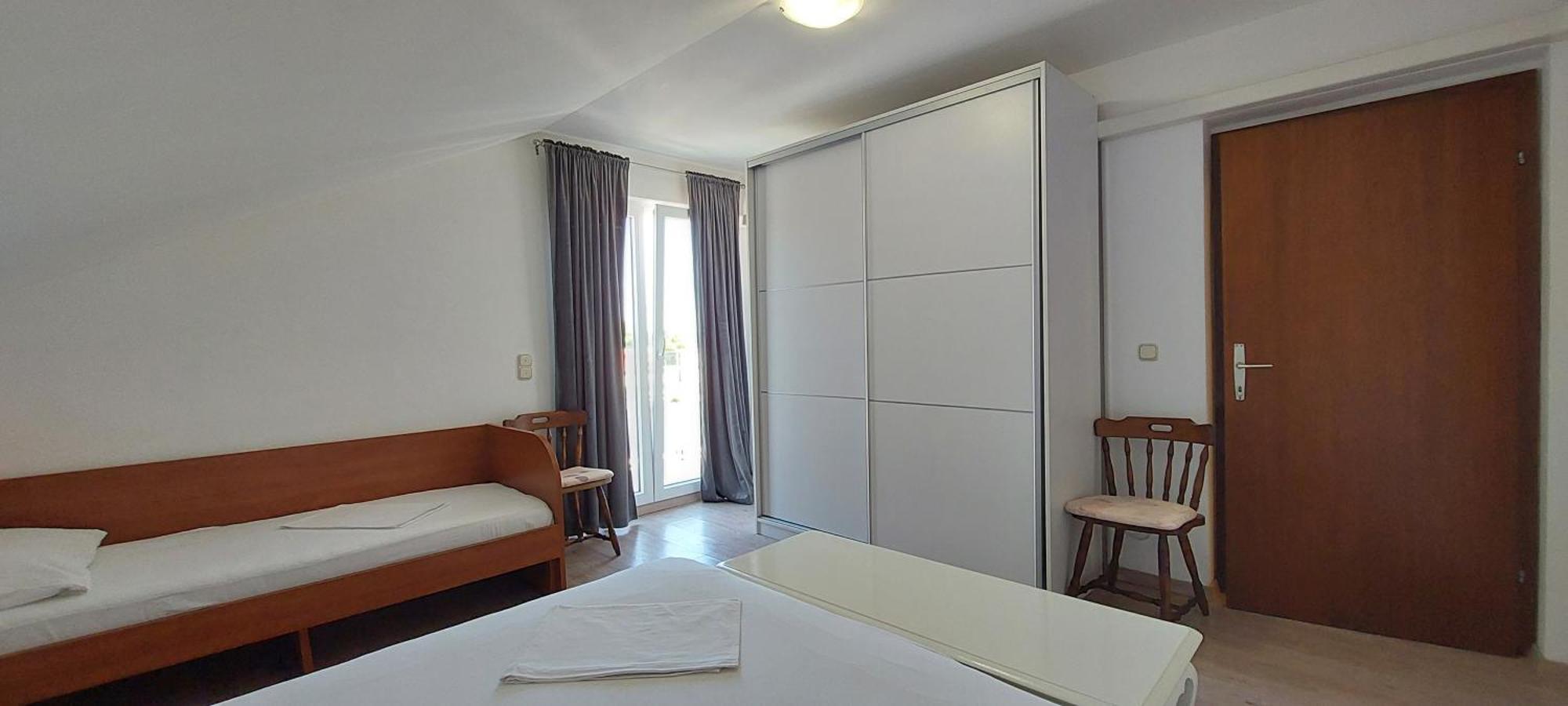 Apartman Figaro Pogled Od Milijun Dolara, 2 Tusa, 2 Wc คาชเตลา ภายนอก รูปภาพ